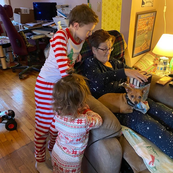 Meet your Posher, Kyla - Picture 1 of 1